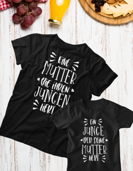 "EINE MUTTER DIE IHREN JUNGEN LIEBT/EIN JUNGE DER SEINE MUTTER LIEBT" - Paare Partnerlook ("Mutter&Sohn") - 2 Tshirts