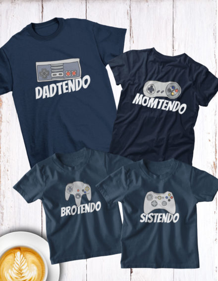 "DADTENDO, MOMTENDO, BROTENDO, SISTENDO" - Paare Partnerlook ("Familie") - 4 Tshirts