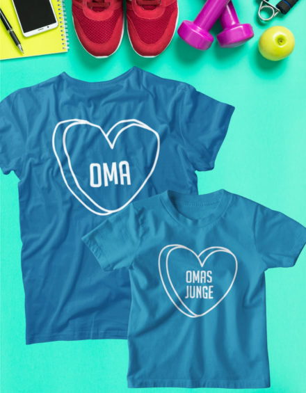 "OMA HEART OUTLINE-OMAS JUNGE HEART OUTLINE" - Paare Partnerlook ("Oma&Enkel")-2 Tshirts