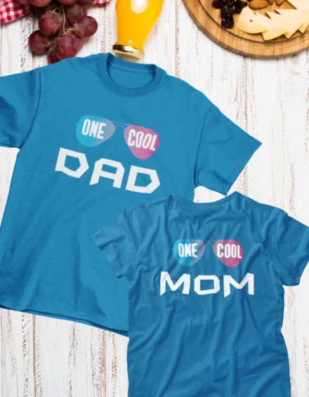 "ONE COOL DAD/ONE COOL MOM" - Paare Partnerlook ("Eltern") - 2 Tshirts