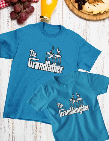 "THE GRANDFATHER STRINGS-THE GRANDDAUGHTER STRINGS" - Paare Partnerlook ("Opa&Enkelin") - 2 Tshirts